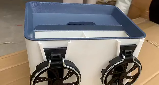 Plastic injection molding for Oakland, California